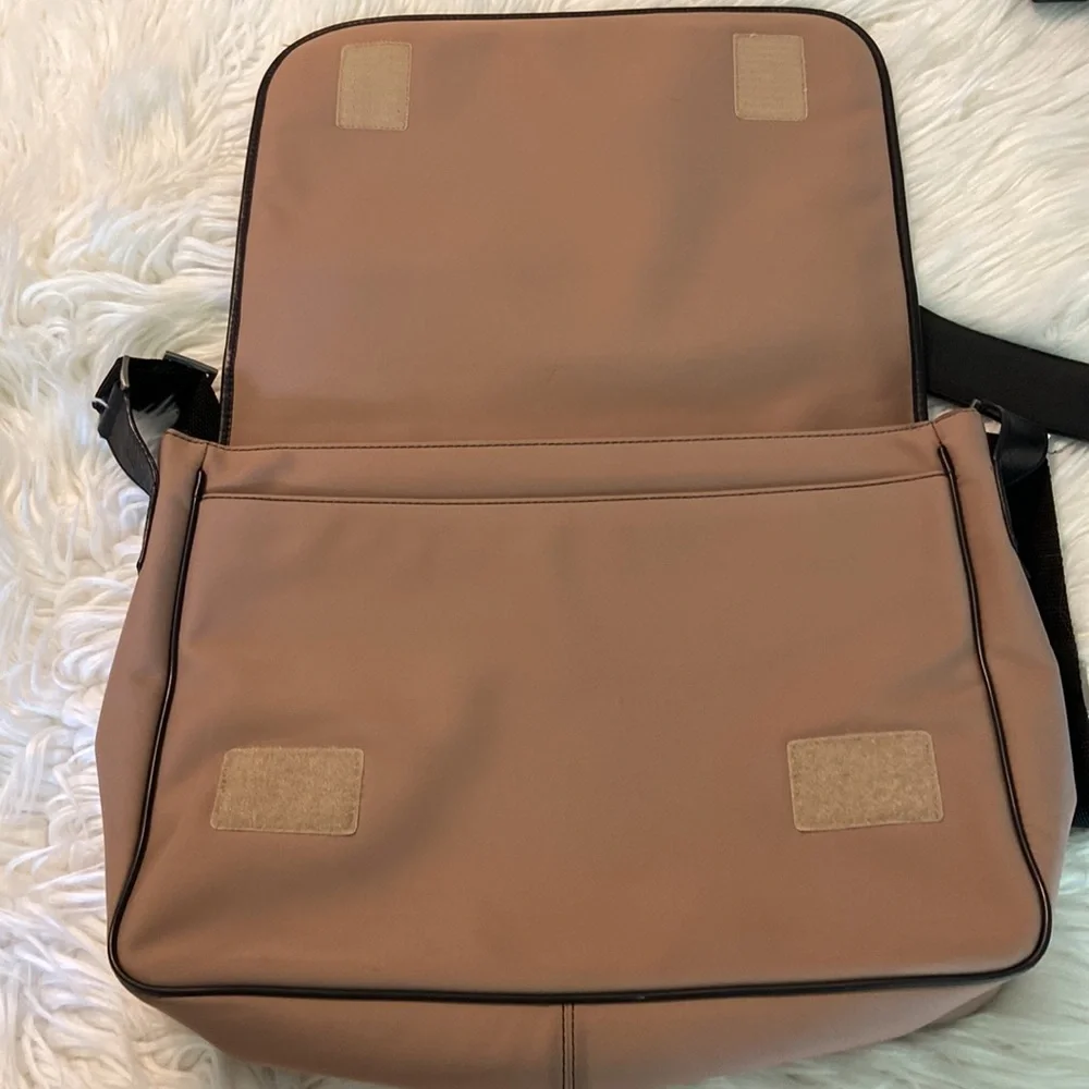 ECCO Bag can be for computer or anything else size 16” wide 12”